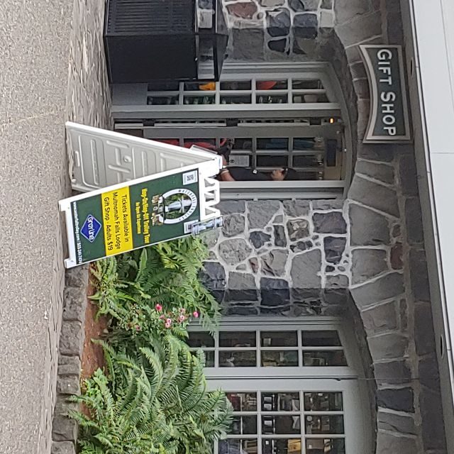 Multnomah Falls: Waterfall Corridor Hop-On Hop-Off Trolley - Who Should Consider This Tour?