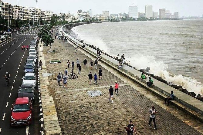 Mumbai City Tour in Public Transportation - An Honest Look at the Mumbai City Tour in Public Transportation