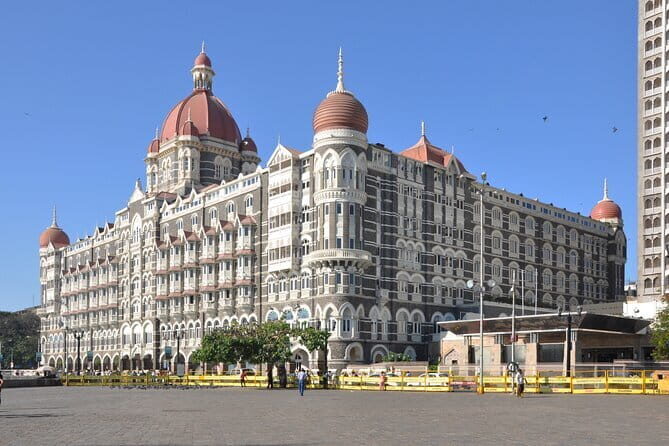 Mumbai City Tour with Licensed Guide and Lunch - Key Points