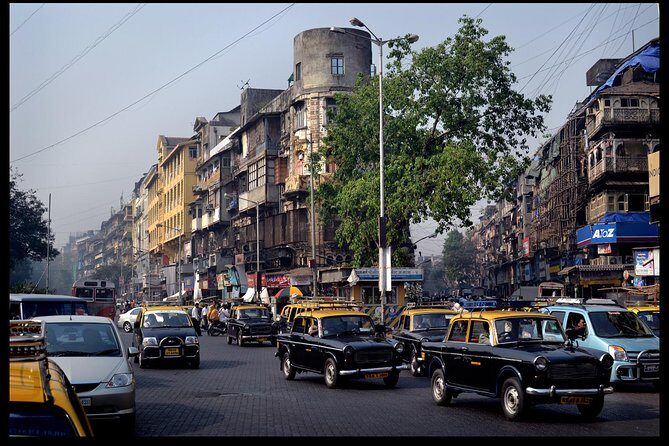 Mumbai: Half day guided city tour with a local - Exploring Mumbai in a Half-Day: What You’ll Experience