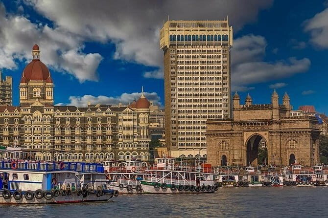 Mumbai Highlights - Discovering Mumbai: A City of Contrasts and Energy