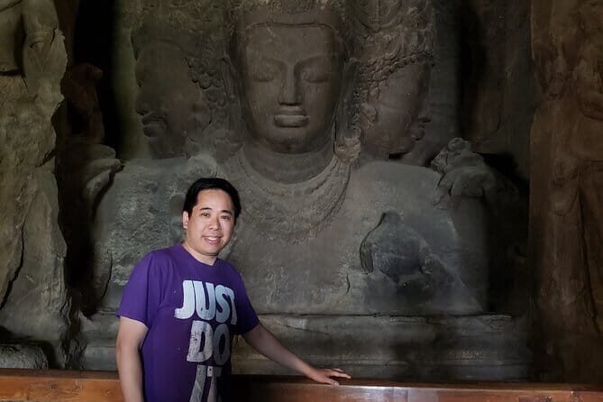 Mumbai One Day Sightseeing Tour with Elephanta Caves - An Overview of what to Expect from the Mumbai Sightseeing Tour