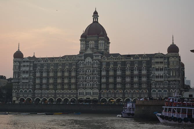 Mumbai - private arrival transfer from Airport to Hotel - The Sum Up