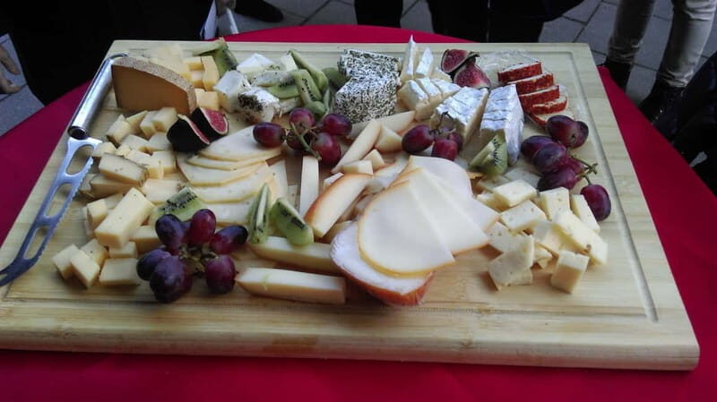 Munich: 3-Hour Food Tour Through Schwabing in German - The Itinerary: What to Expect