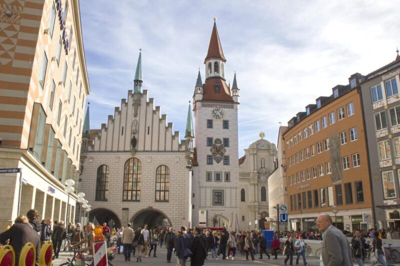 Munich: Bike Tour 3-Hour Guided City Tour - Discovering Munich in a Nutshell: The Experience Breakdown