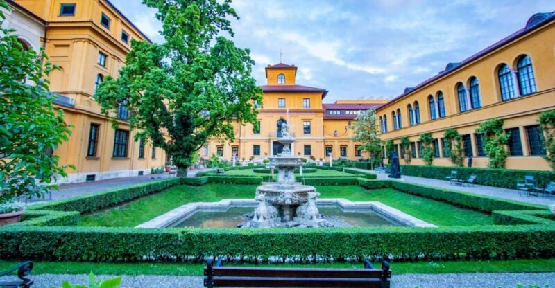 Munich: Capture the most Photogenic Spots with a Local - Authentic Cultural Insights