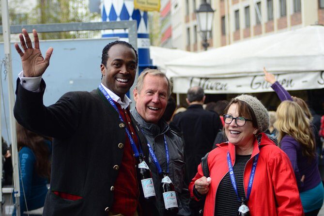 Munich City Walking Tour, includes Third Reich & Viktualienmarkt - Key Points