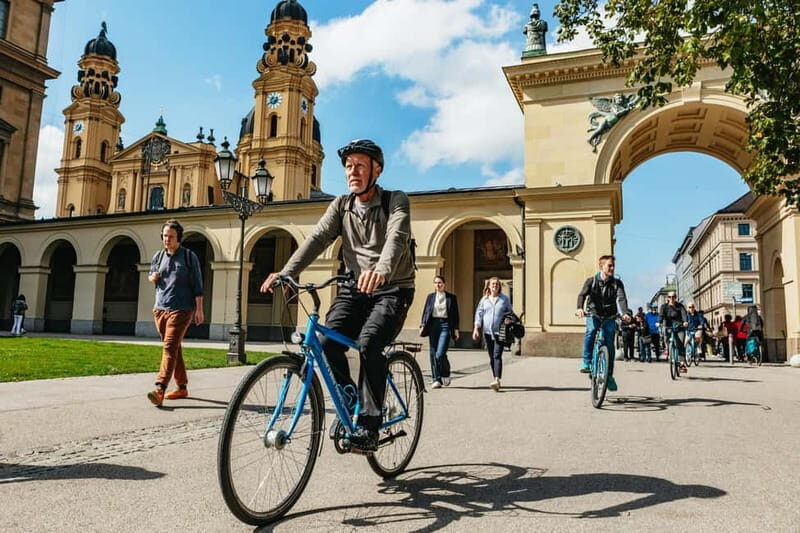 Munich: Classic Guided City Tour by Bike (English Tour Only) - Starting Point and First Impressions