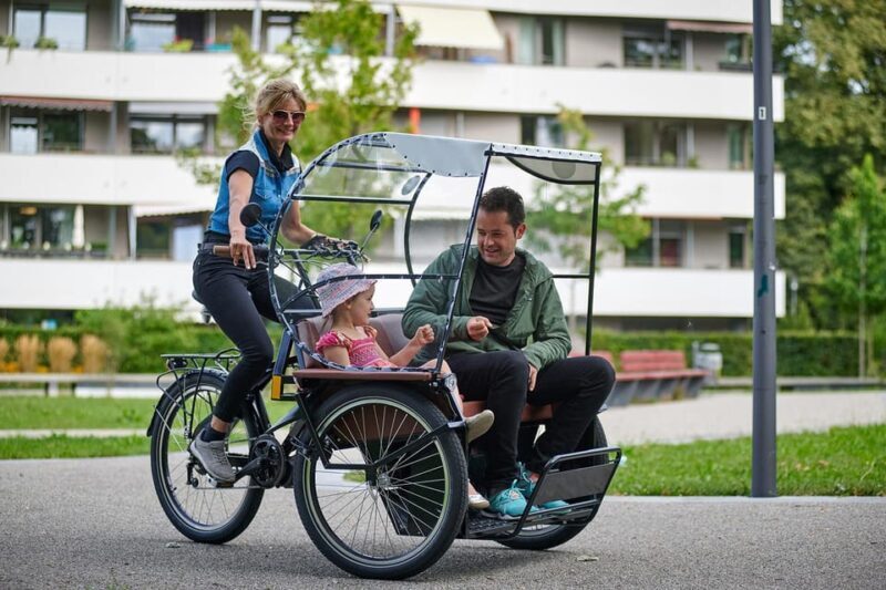 Munich: Day-rent rickshaw and explore Munich yourself - The Sum Up