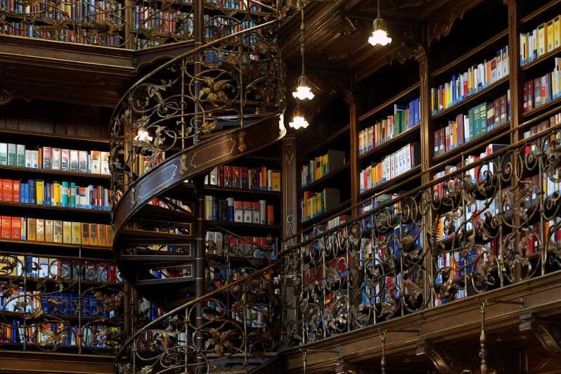 Munich: Law Library Guided Visit with Entry Tickets - Introduction