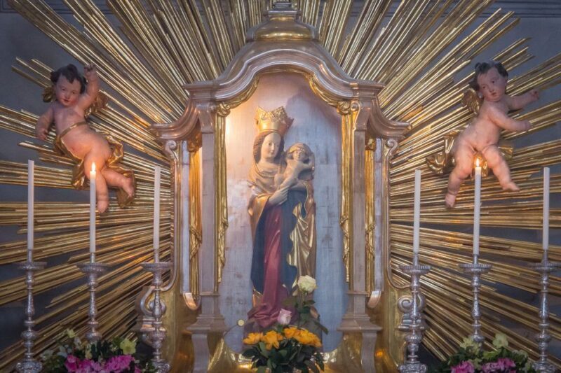 Munich: Places of Luck in Munich - The Experience and Value