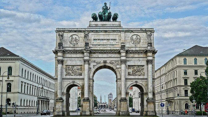 Munich Private Walking Tour With A Professional Guide - Key Points