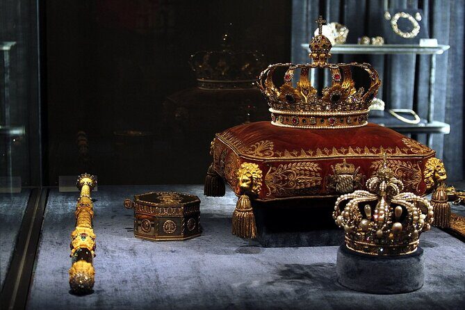 Munich Residenz Palace, Museum and Treasury Private Tour - Frequently Asked Questions