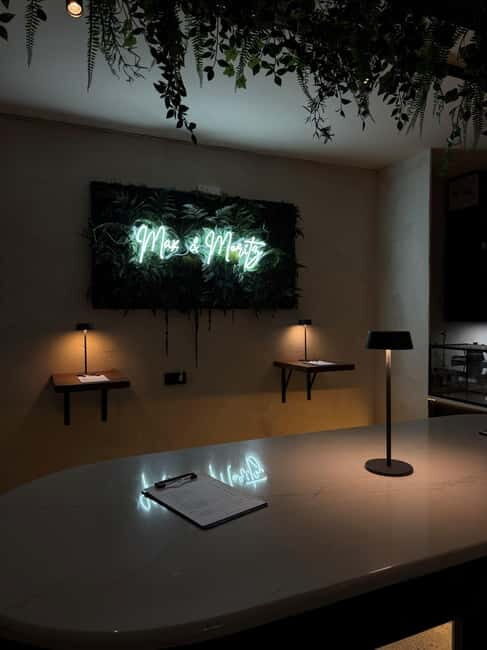 Munich: Romantic Wine Experience next to the Hofbräuhaus - Munich: Romantic Wine Experience next to the Hofbräuhaus