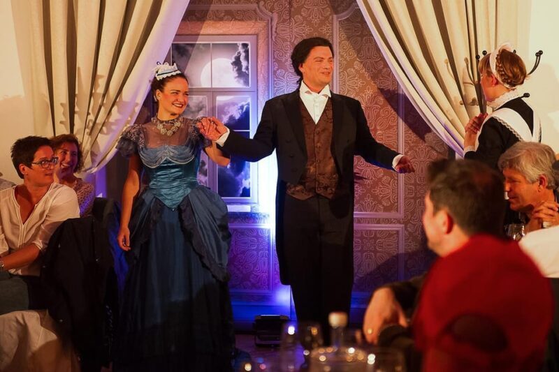 Munich: The original horror dinner - a deliciously creepy comedy - Key Points