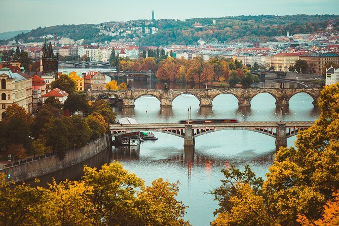 Munich to Prague - Private Transfer with 2 hours of Sightseeing - Key Points