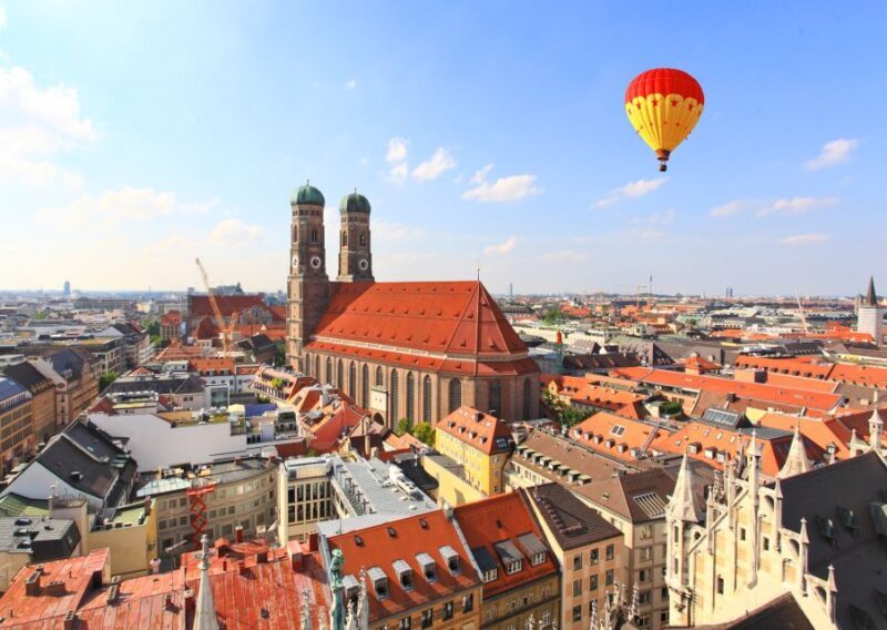 Munich: Traditional German Food and Old Town Private Tour - Key Points