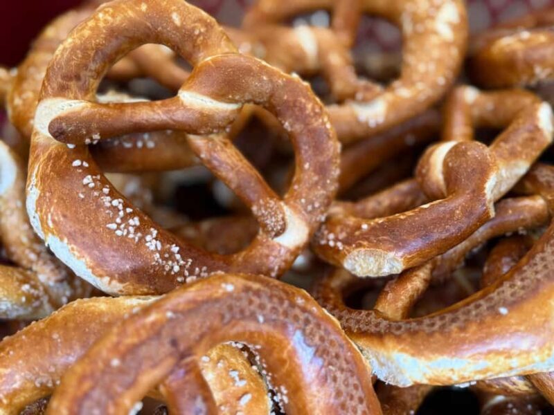 Munich: Viktualienmarkt & Altstadt Food Tour - Key Points