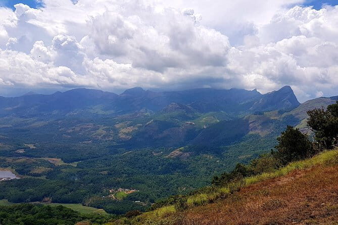 Munnar trek - Western Ghats - Authentic Experiences and Cultural Encounters
