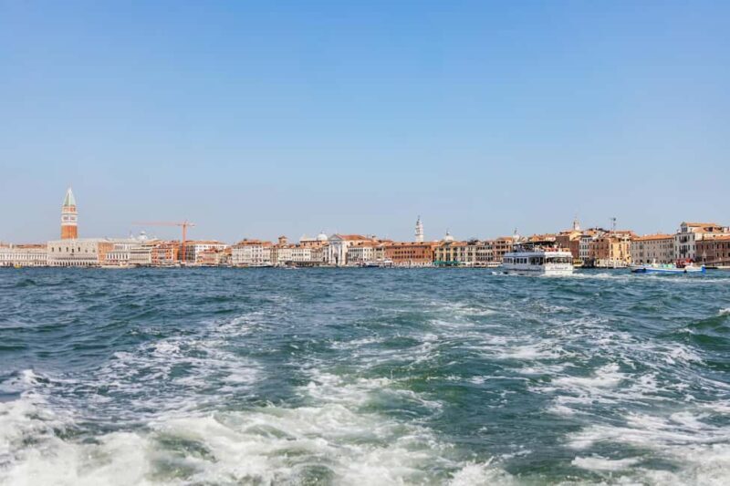 Murano & Burano Guided Tour by Private Boat with Glassmaking - Key Points