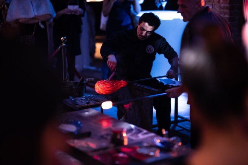 Murano: Glass Blowing Demonstration with Optional Drinks - Who Would Enjoy This?