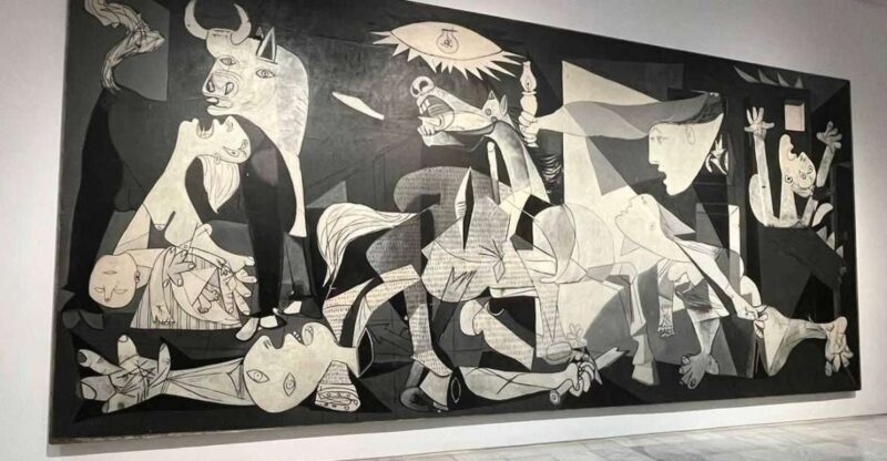 Museo Reina Sofía: Private visit with art expert - A Closer Look at the Experience