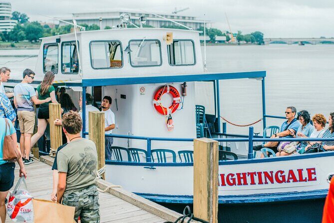 museum visit Us capitol City Tour Cruise cherry blossom 10 hours - Inside the Experience: What Guides and Visitors Say