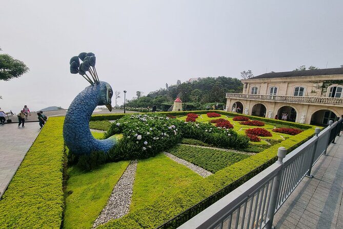 Must see Ba Na Hills and Golden Bridge: Transfer by Private Car - Deep Dive into the Itinerary