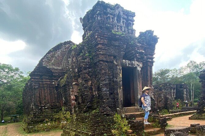 My Son Sanctuary Small-Group Trip From Hoi An - Starting Point and Transportation: Comfort and Convenience