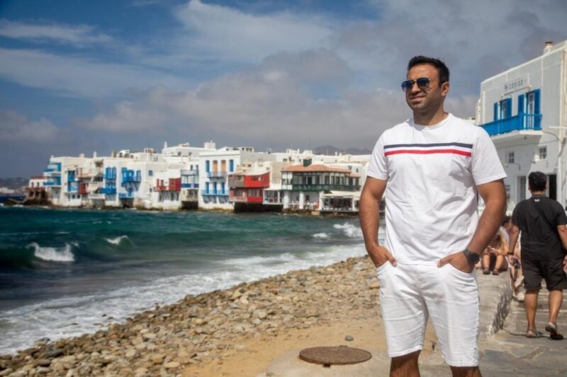 Mykonos: 1 hour private photo session in Mykonos Town - Key Points