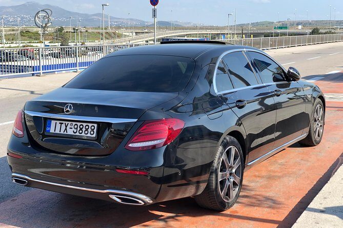 Mykonos Airport Transfer - Vehicle Options and Comfort