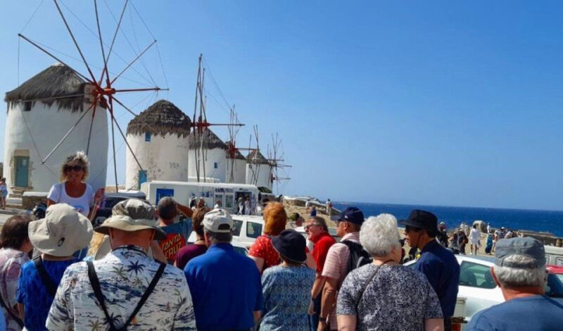 Mykonos: Guided Highlights Tour - Transportation and Group Dynamics