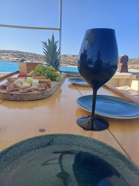 Mykonos Private Sunset tour with traditional boat - Key Points