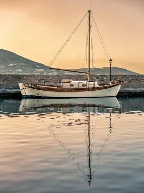 MYKONOS SOUTH COAST EVENING SEMI PRIVATE CRUISE - Key Points