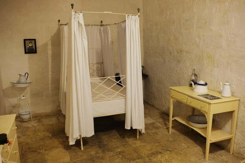 Mysteries in a Valletta Monastery - Guided Tour - The Beheaded Man Statue and Other Surprises