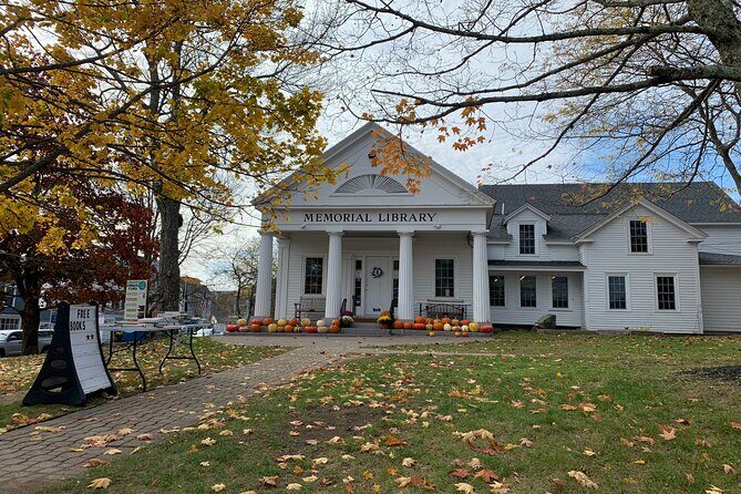 Mysterious Lore and More Walking Tour of Boothbay Harbor - Who Should Consider This Tour?