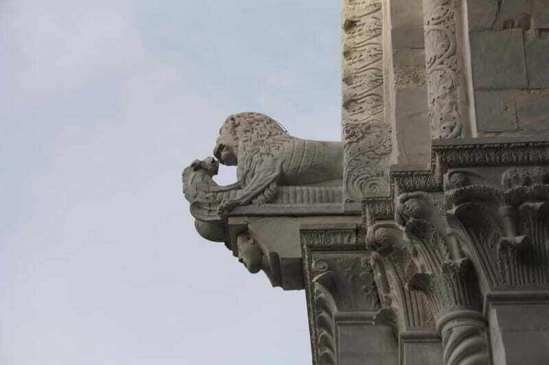 Mysterious Lucca: stories and legends (ITALIAN) - Key Points