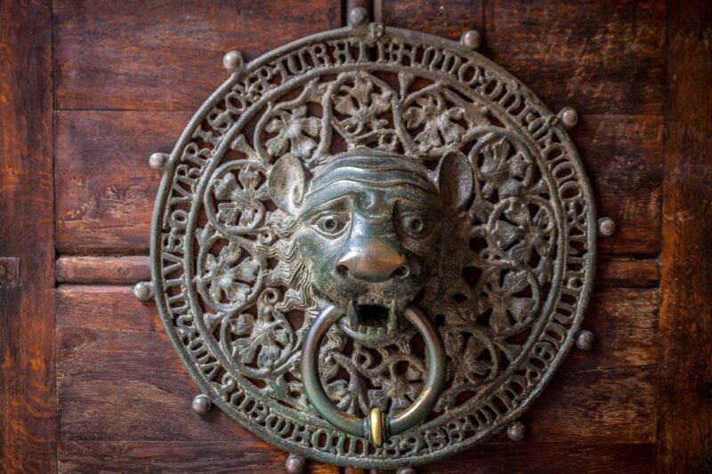 Mystical Hamburg - Walking Tour in German - Practical Details: What to Expect