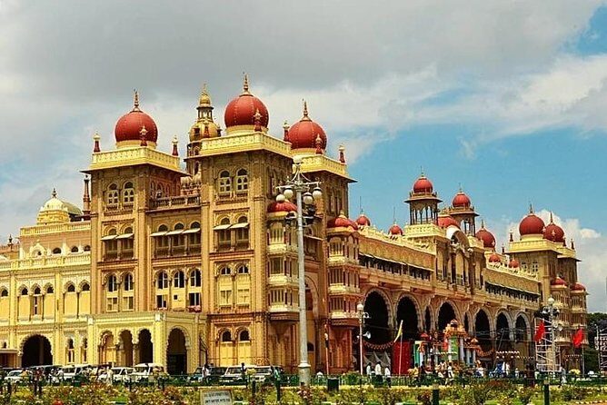 (Mysuru) Mysore Day Out - A Royal Experience Private Tour from Bangalore - FAQs