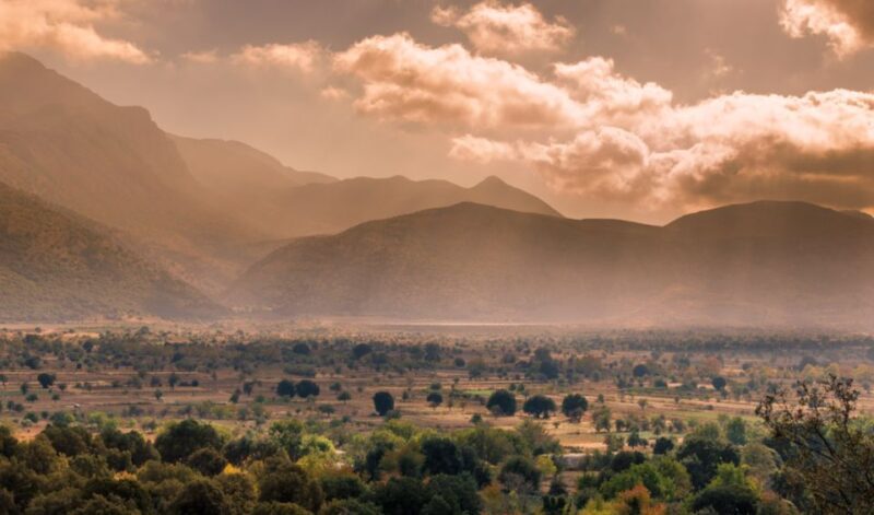 Mythical Escape: Zeus Cave & Knossos Palace from Elounda - An In-Depth Look at the Mythical Escape Tour