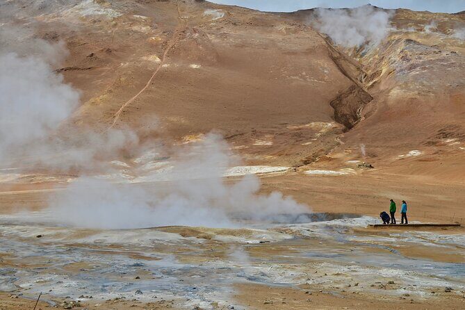 Myvatn Nature Baths & Goðafoss Waterfall Akureyri Shore Excursion - Who Is This Tour Best For?