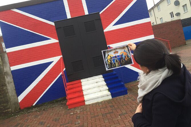 N0 1 Belfast black cab Irish and British mural 2hr private tour - Frequently Asked Questions