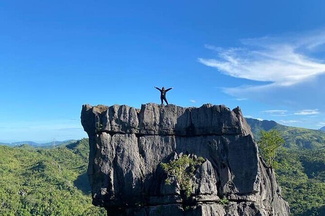 Nagpatong Rock Day hike + Tungtong Falls(with transfers**) - Key Points