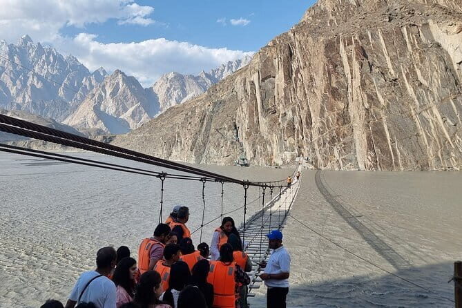 Nanga Parbat and Rakaposhi Base Camp Trek - Transitioning to Minapin and Tagha Pari