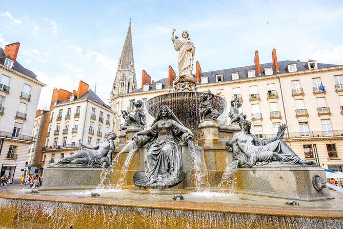 Nantes Private Custom Walking Tour With A Guide (Private Tour) - What to Expect at the Start