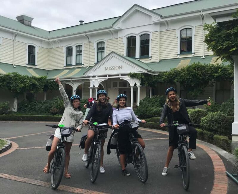 Napier: Cruise Self-Guided Cycle Ride to Winery - Half Day - Scenic Routes and Wineries