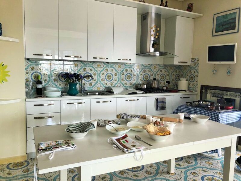 Naples: Fresh Pasta Cooking Class and Dinner with a Local - The Value and Why It Works