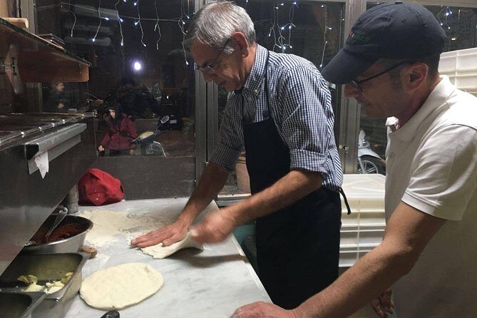 Naples Pizza-Making: From Dough to Dessert & Wine at Pizzeria - The Oven and Baking Process