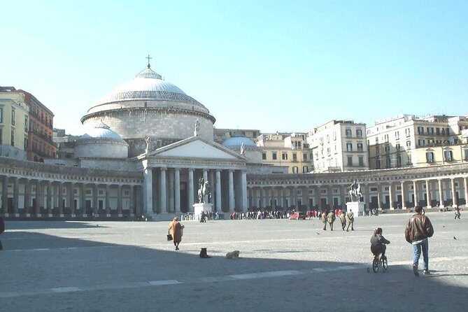 Naples, Pompeii and Vesuvius full day tour from Naples - FAQ