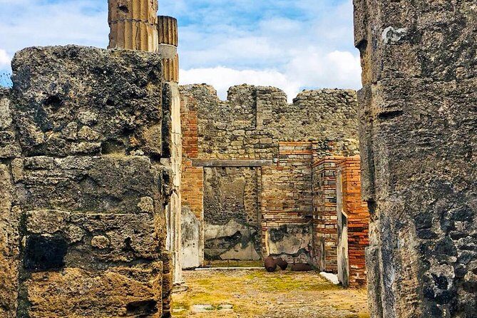 Naples & Pompeii Day Tour from Rome: Pompeii Ticket & City Visit - Authenticity and Practical Tips